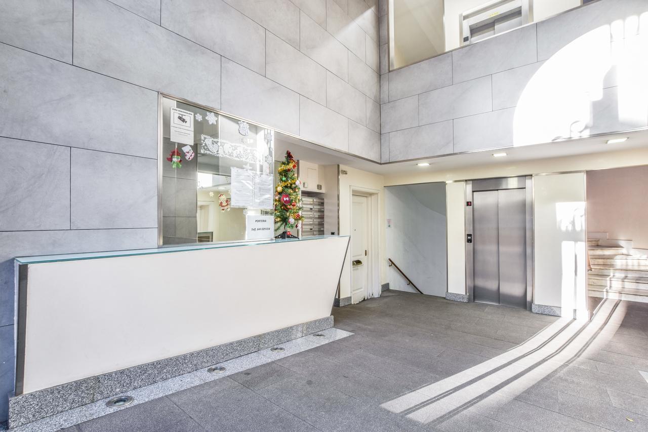 Ferienwohnung Smart Plaza De Las Cortes Madrid Exterior foto