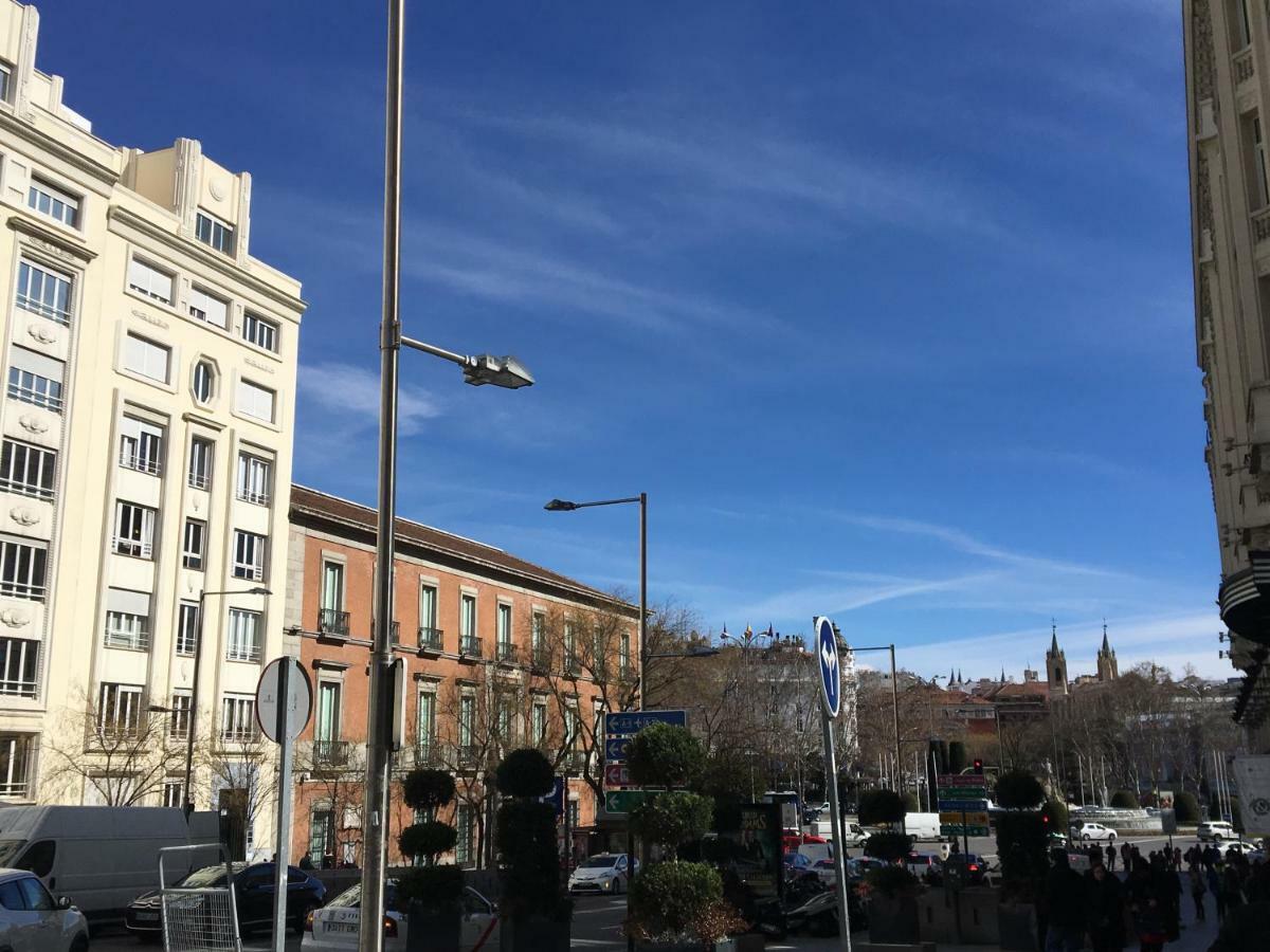 Ferienwohnung Smart Plaza De Las Cortes Madrid Exterior foto